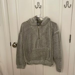 Sherpa quarter zip